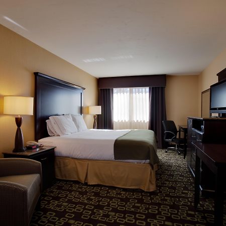 Holiday Inn Express Hotel & Suites Woodland Hills By Ihg Los Angeles Dış mekan fotoğraf