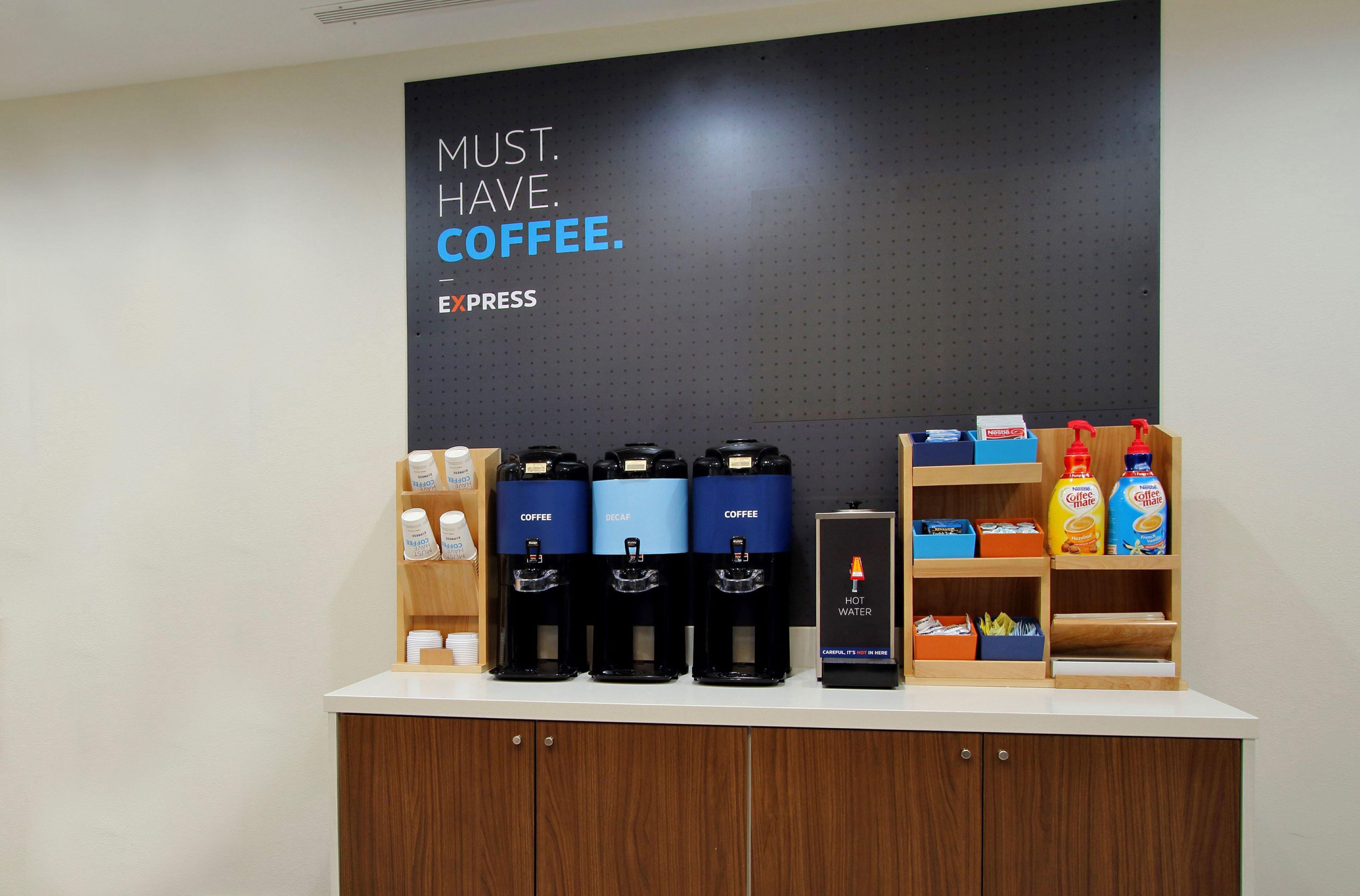 Holiday Inn Express Hotel & Suites Woodland Hills By Ihg Los Angeles Dış mekan fotoğraf