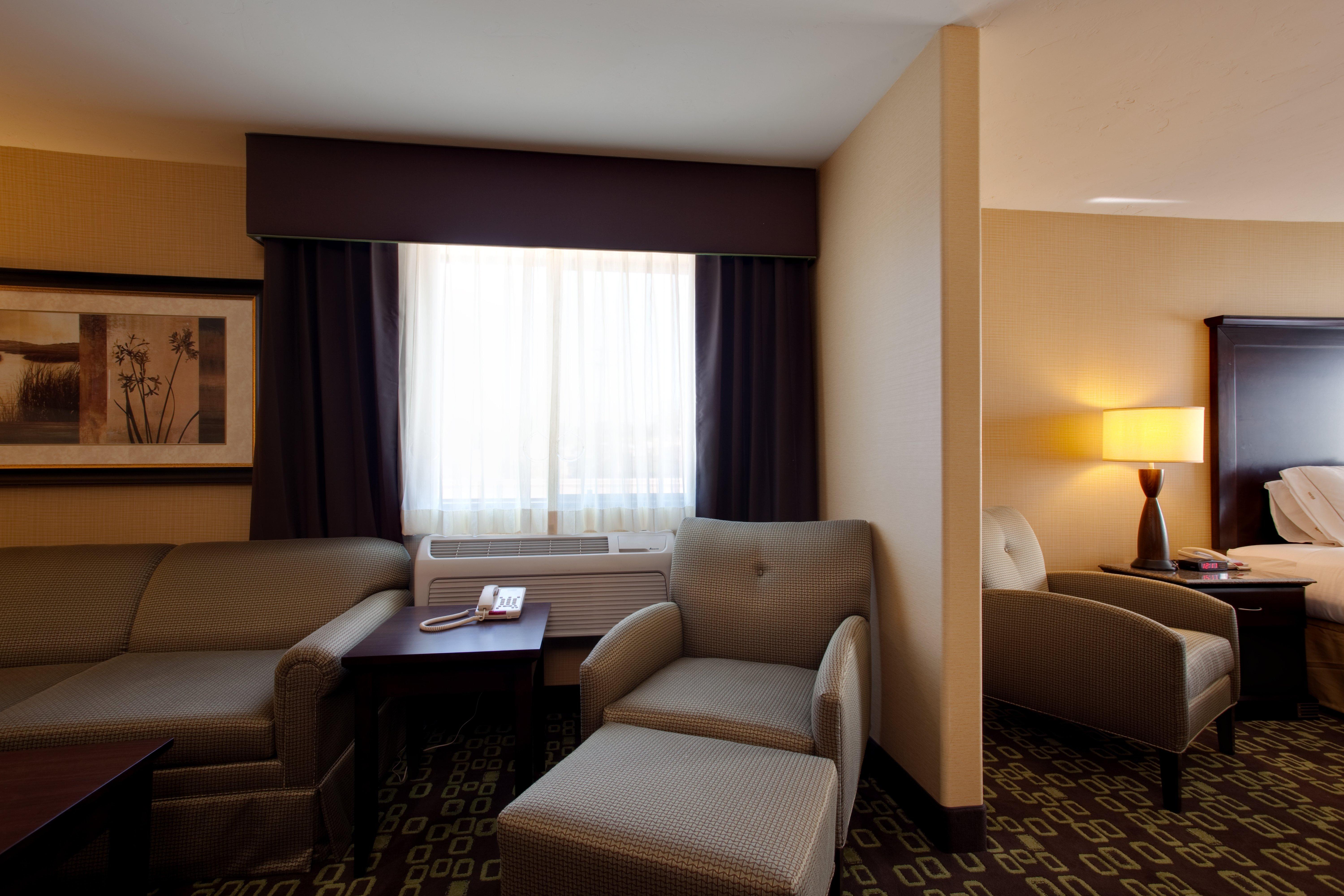 Holiday Inn Express Hotel & Suites Woodland Hills By Ihg Los Angeles Dış mekan fotoğraf