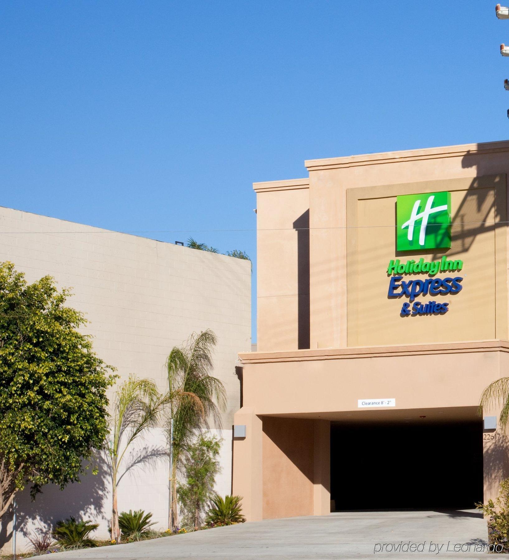 Holiday Inn Express Hotel & Suites Woodland Hills By Ihg Los Angeles Dış mekan fotoğraf